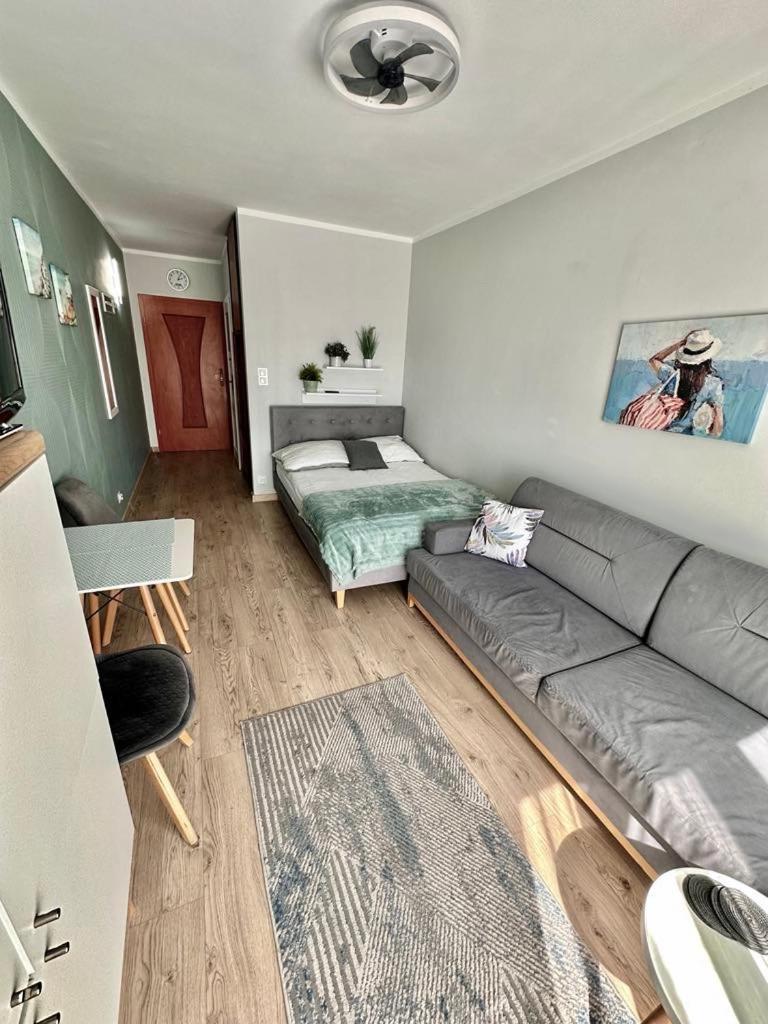 Pod Papugami - Komfortowe Pokoje Z Widokiem Na Rzeke Leba Exteriér fotografie
